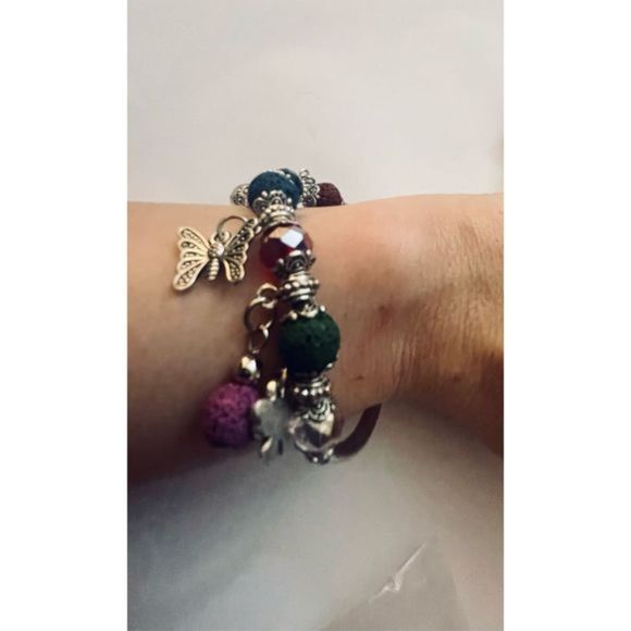 CUTE BOHO SILVER BEADED BUTTERFLY CHARM BRACELET - Picture 1 of 7